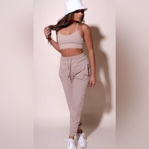 Agent 84 sweats jogger pants cookie dough nude size small